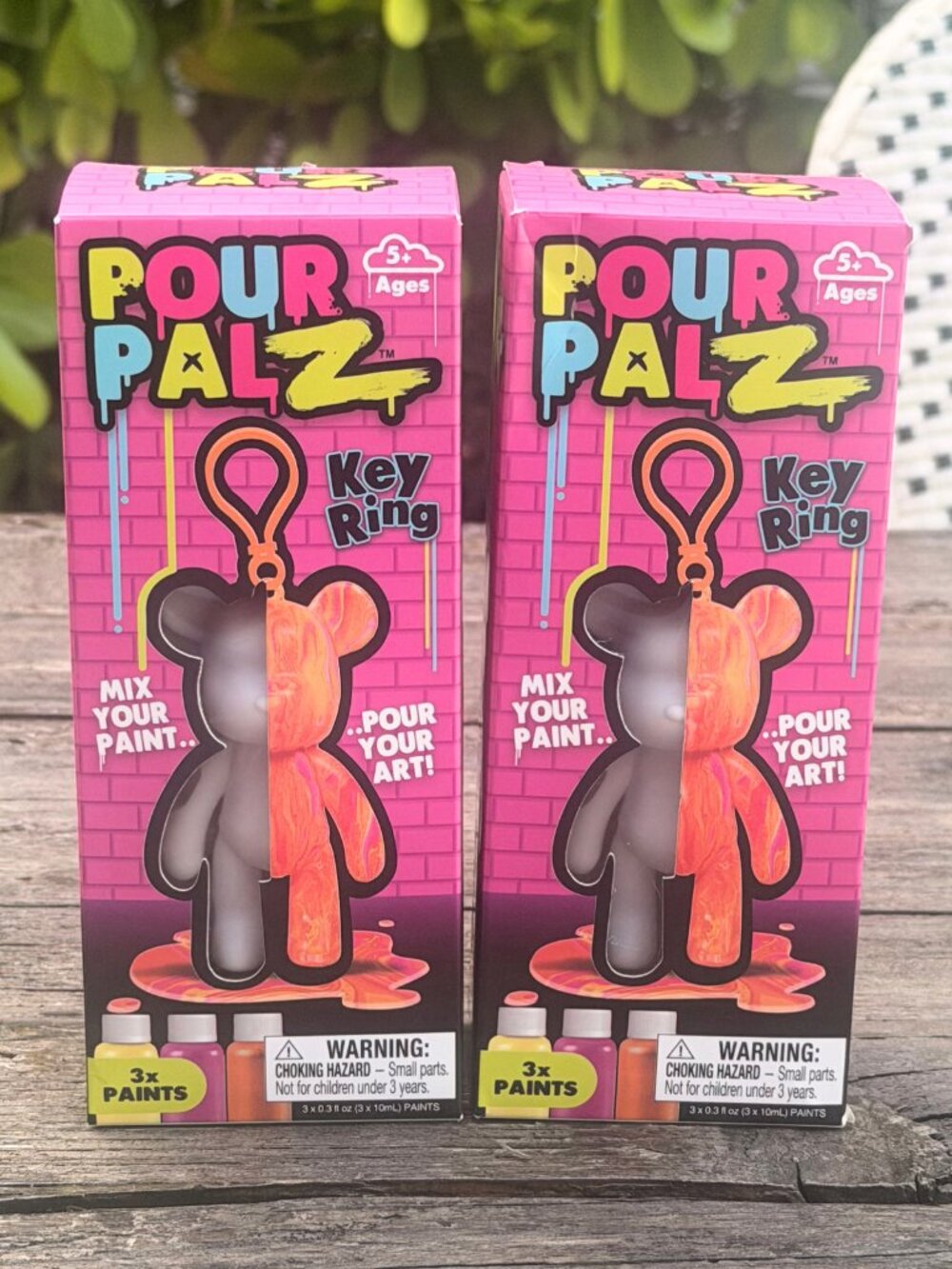 NEW Set of 2 ToyMonster Pour Palz Key Ring DIY Paint Pour Art Kit Keychain BEAR